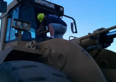 Caterpillar Rig Window Replacement