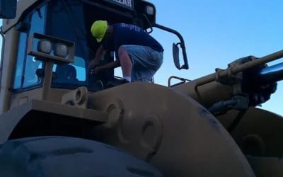 Caterpillar Rig Window Replacement