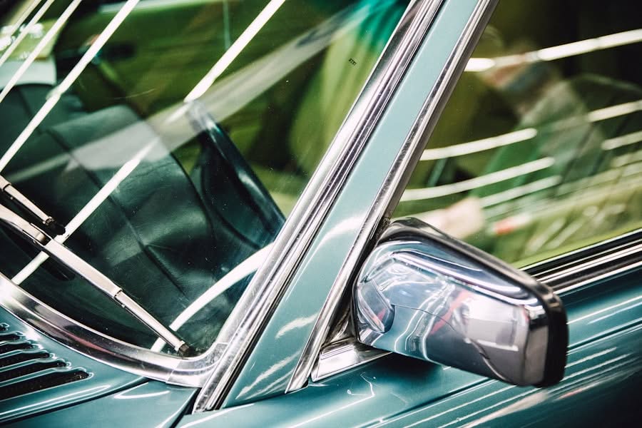 Photo vehicle window repair